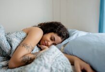 Мастурбація перед сном: напрочуд ефективний засіб для засинання