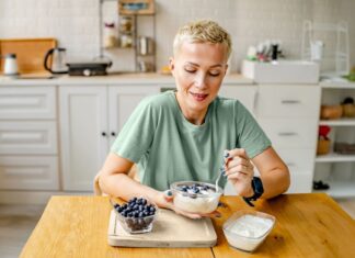 Связь между акне и питанием: 5 продуктов, которые могут помочь очистить вашу кожу