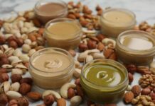 As 8 manteigas de nozes mais saudáveis para proteínas, fibras e bem-estar