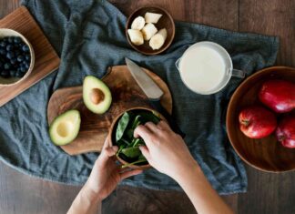 25 alimentos com baixo teor de carboidratos para experimentar para uma saúde melhor