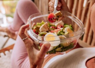 Maximizing Protein Intake: A Practical Guide to 100 Grams Daily