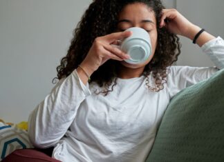 Die besten und schlechtesten Getränke zum Schlafen: Ein wissenschaftlich fundierter Leitfaden