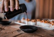 Вибір професійного соєвого соусу: посібник для кухонь з високою продуктивністю