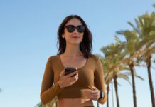 Дослідження показують, що цей легкий хак для ходьби може допомогти вам почуватися сильнішим цілий день