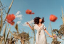 Понимание и поддержка гормонального здоровья: руководство по достижению естественного баланса