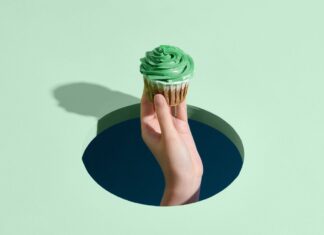 Breaking the Cycle: Why Type 2 Diabetes Intensifies Sugar Cravings and How to Stop Them