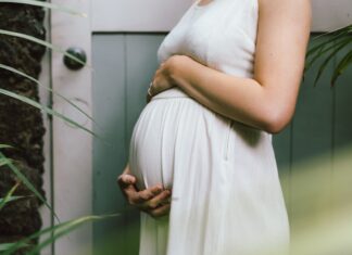Why Green Neighborhoods Lower Pregnancy Stress Hormones