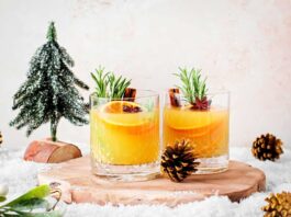 Hoe je een tropische mango-kerstcocktail maakt voor vakantiefeestjes
